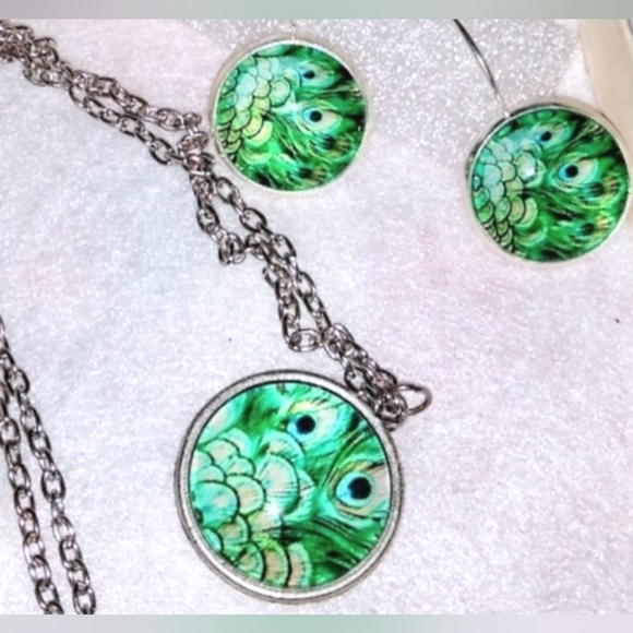 SET of 2: Peacock Earrings and Necklace - Picture 2 of 10